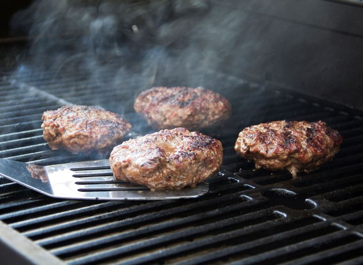 Master Grilling Burgers: Essential Tips for Perfect Doneness